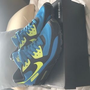 Custom Nike air max 90 hyperfuses